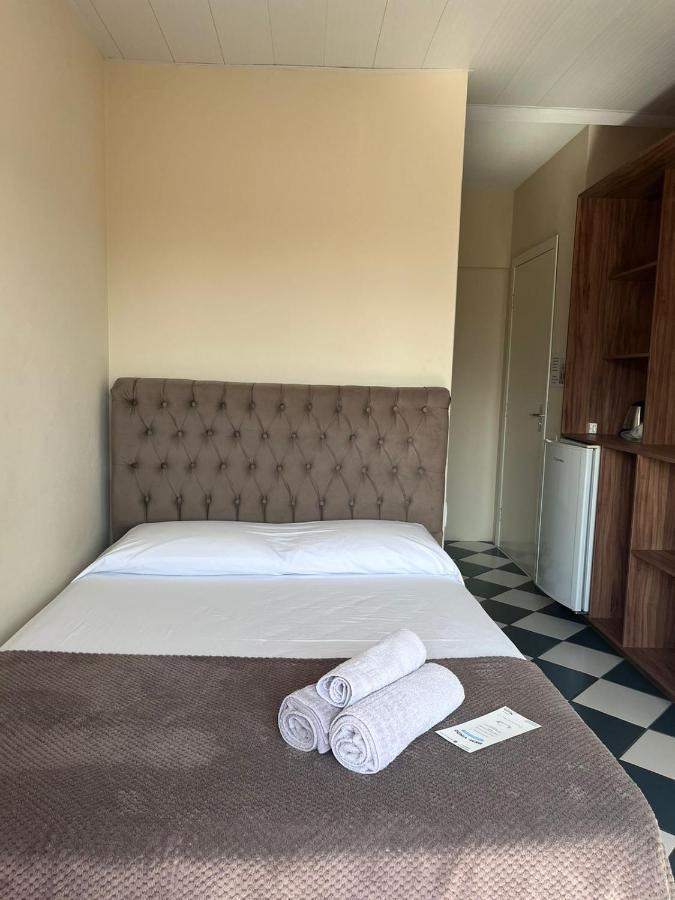 Morada Da Marta Hotel Guarda do Embaú Kültér fotó